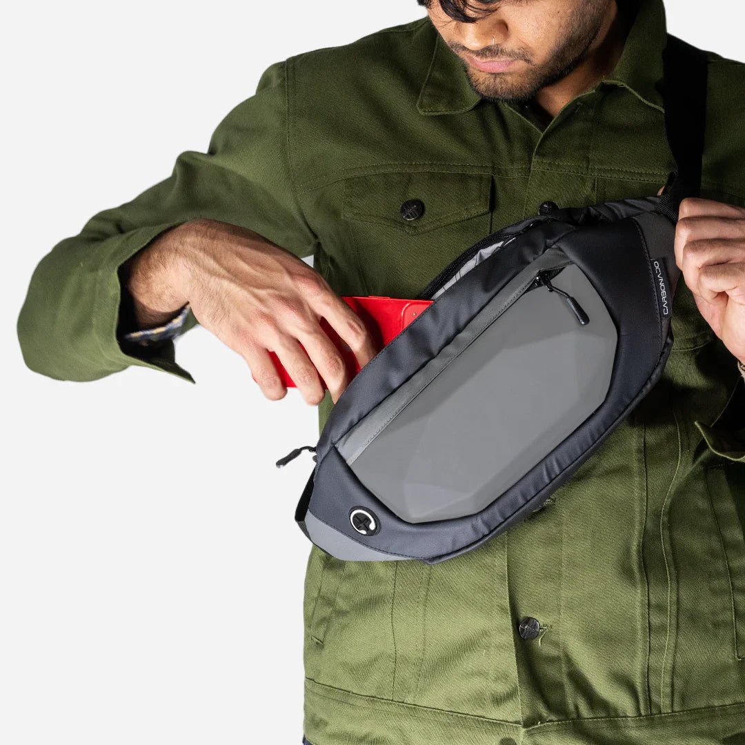 Carbonado Rock Waist Bag - Image 4
