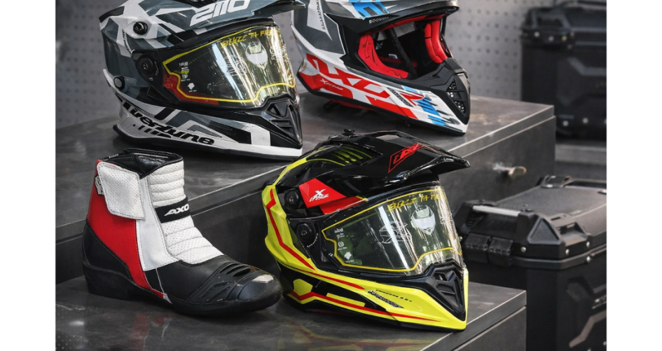 Premium helmet and armoured top box shop in JC Road and Lalbagh Bangalore – B2R bike accessories