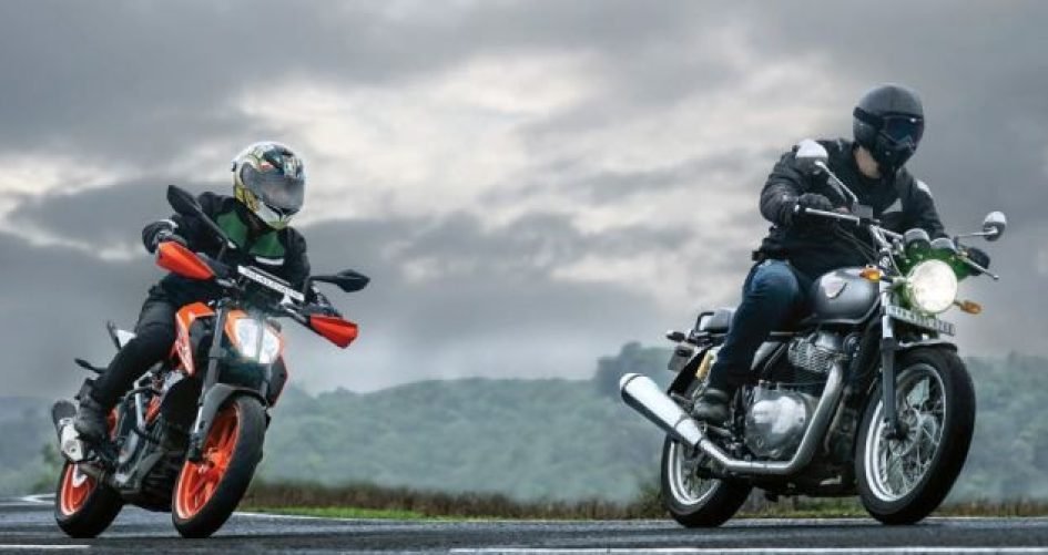 ktm-duke-390-vs-royal-enfield-interceptor-650-comparo